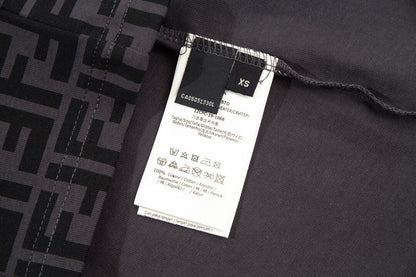 T-shirt imprimé lettre « F » sur toute la surface
