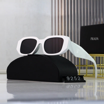 Gafas de sol con diseño geométrico vintage