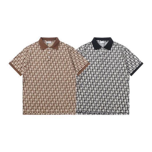 Polo con letras de jacquard por todas partes