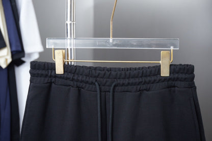 Pantalones cortos con apliques de pétalos