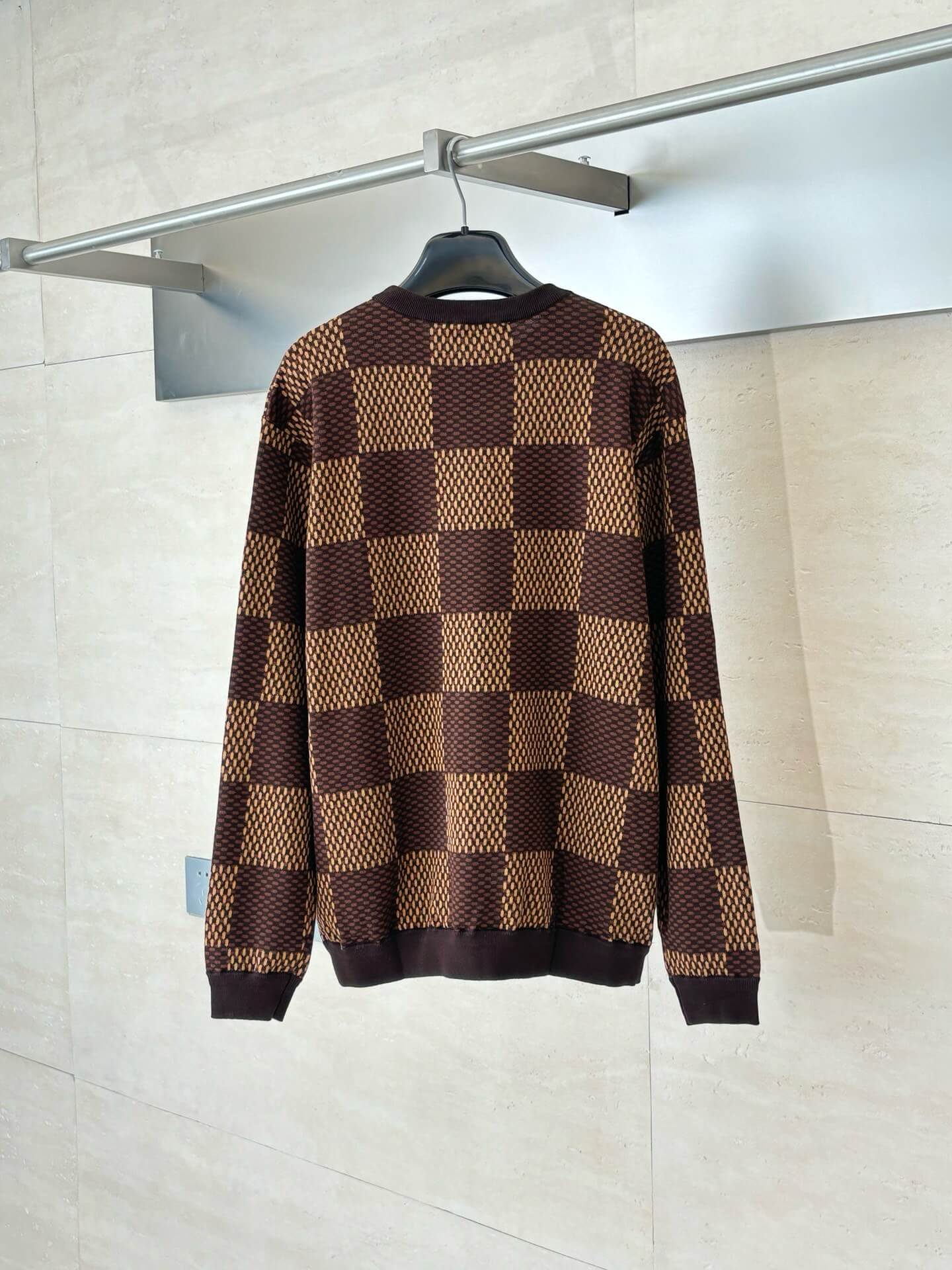 New Plaid Design Sweatshirt