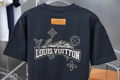 Camiseta con letras flocadas y diamantes de imitación