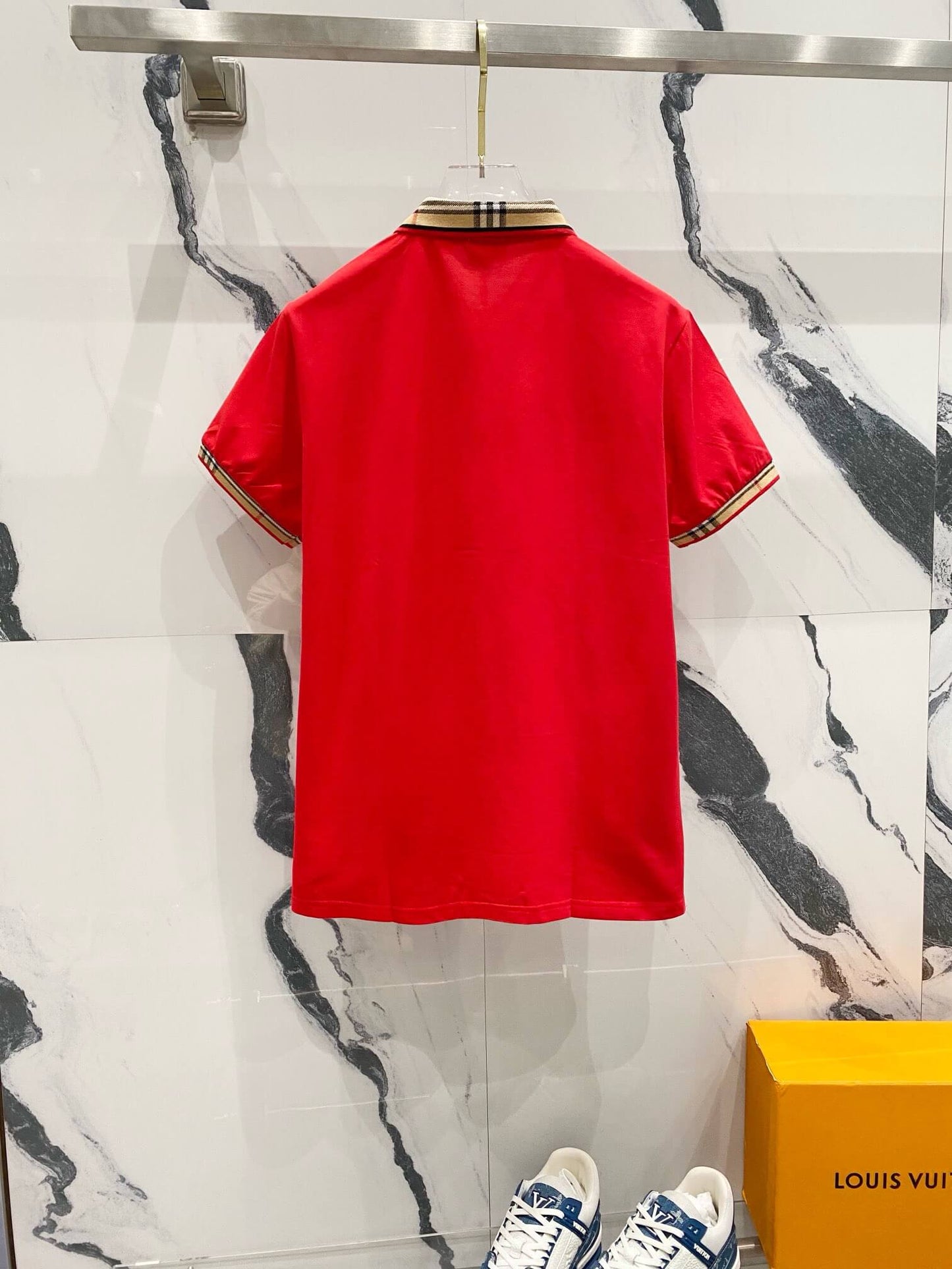 Camiseta polo con cuello a cuadros