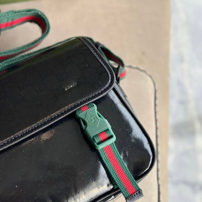 Sac à rabat à double boucle