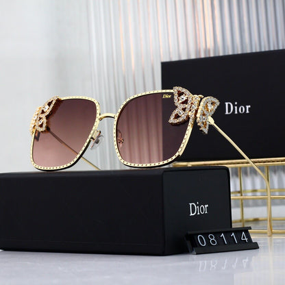 Gafas de sol de mariposa de metal de pasarela