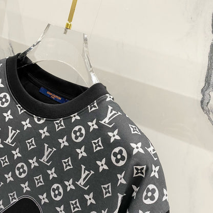 T-shirt à motif de rendu