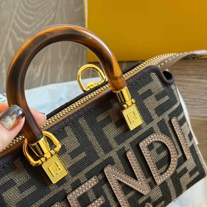 Mini sac rétro à grandes lettres
