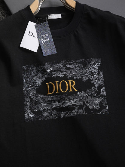 T-shirt brodé de lettres florales