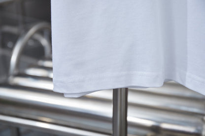 Camiseta con letras flocadas y diamantes de imitación