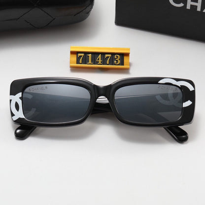 Gafas de sol con montura estrecha y estampado de letras retro