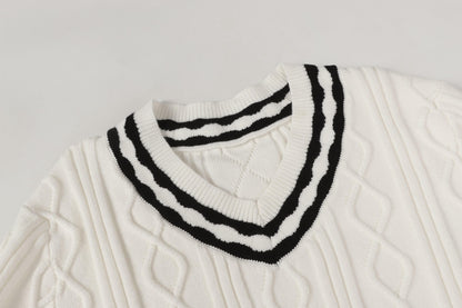 Knitted Textured Crewneck Sweater