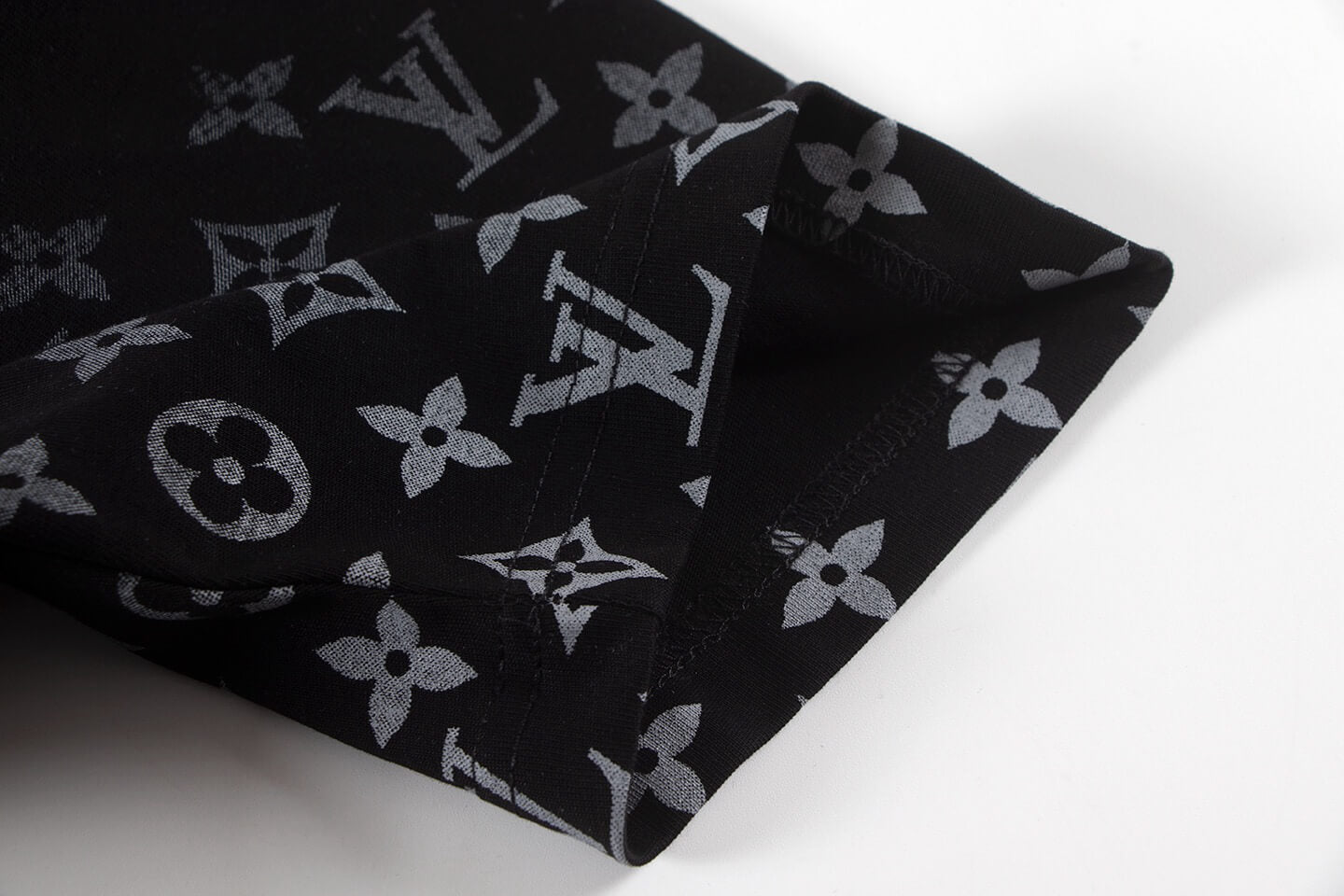 Camiseta con estampado completo