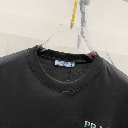 T-shirt à motif brodé vert
