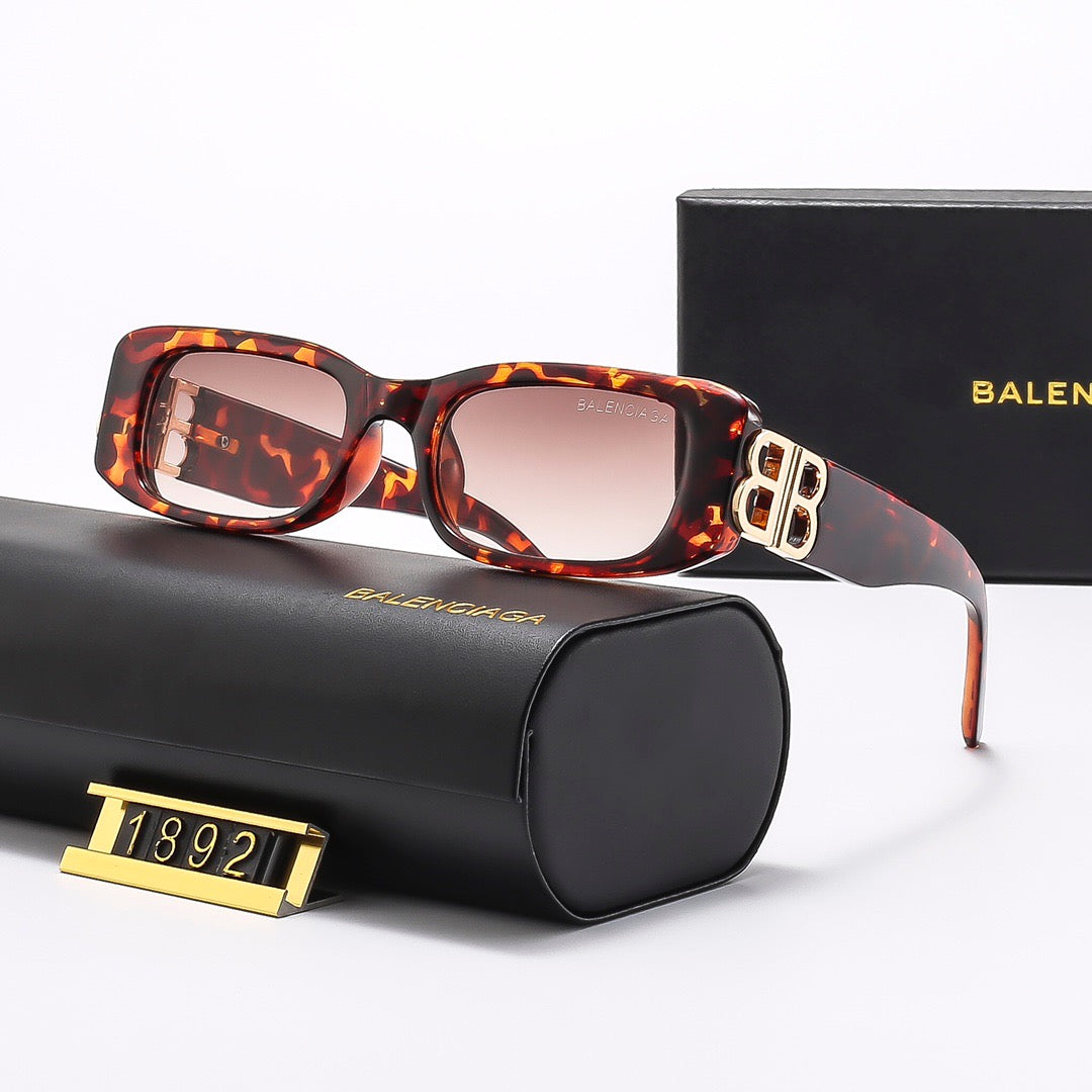 Gafas de sol rectangulares con letras de moda