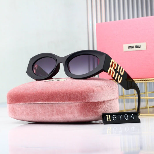 Gafas de sol retro con patillas huecas