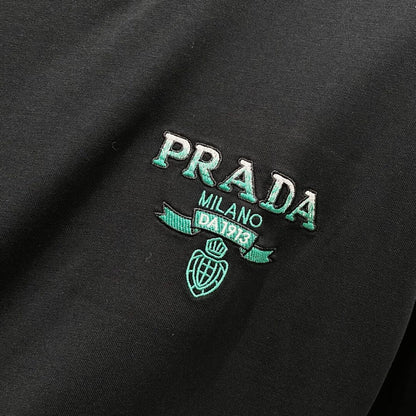 T-shirt à motif brodé vert