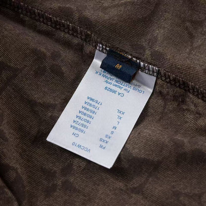 T-shirt classique imprimé en relief sur toute la surface