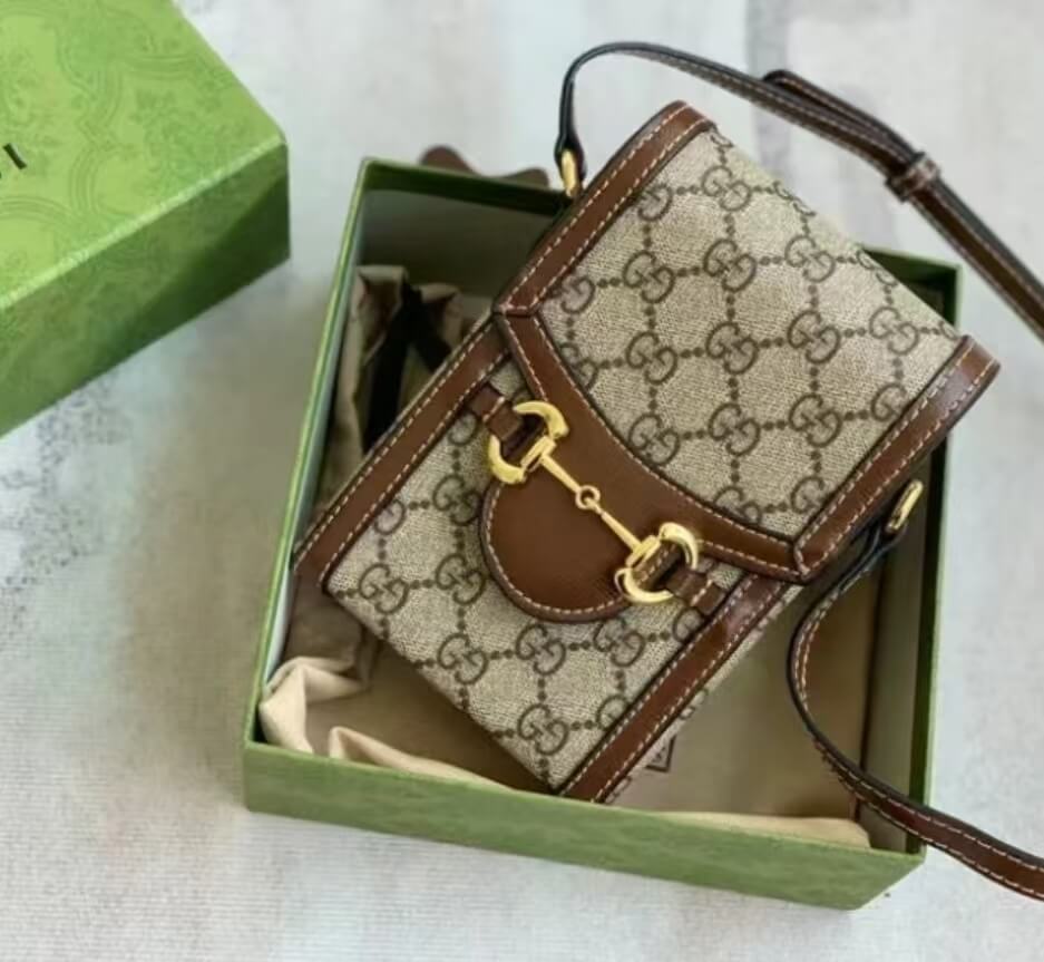 Bolsa para teléfono móvil con monograma de bocado de caballo