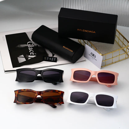 Lunettes de soleil rétro enveloppantes