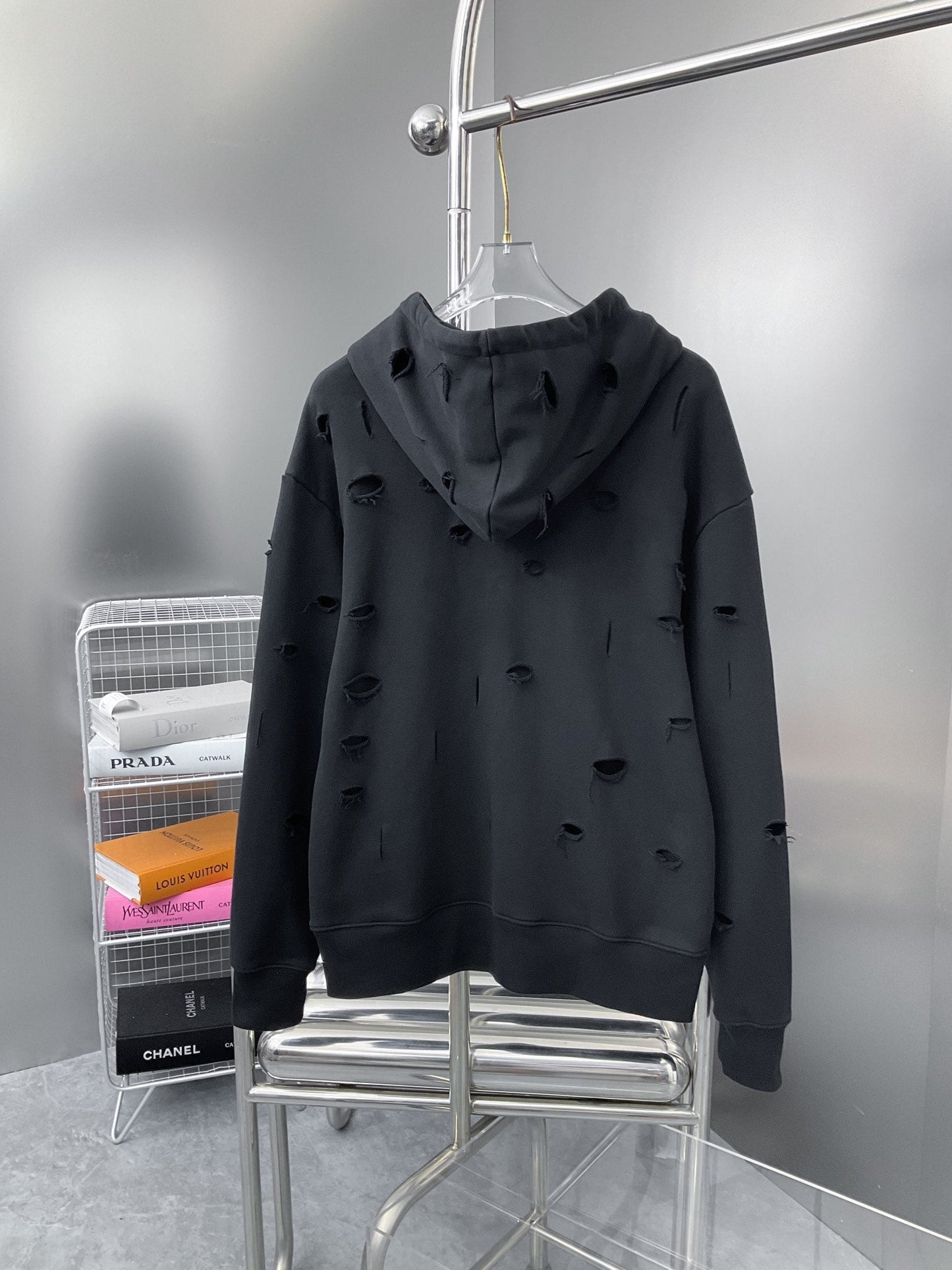 Sudadera con capucha de corte doble
