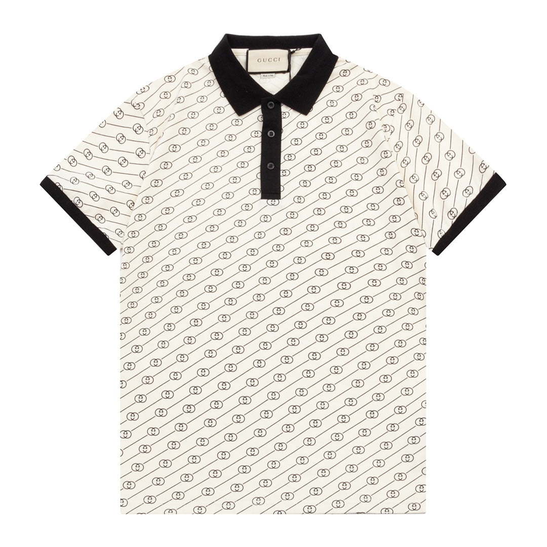 Polo clásico con estampado gráfico