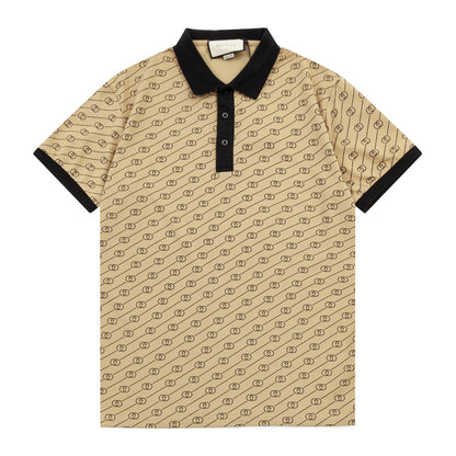 Polo clásico con estampado gráfico