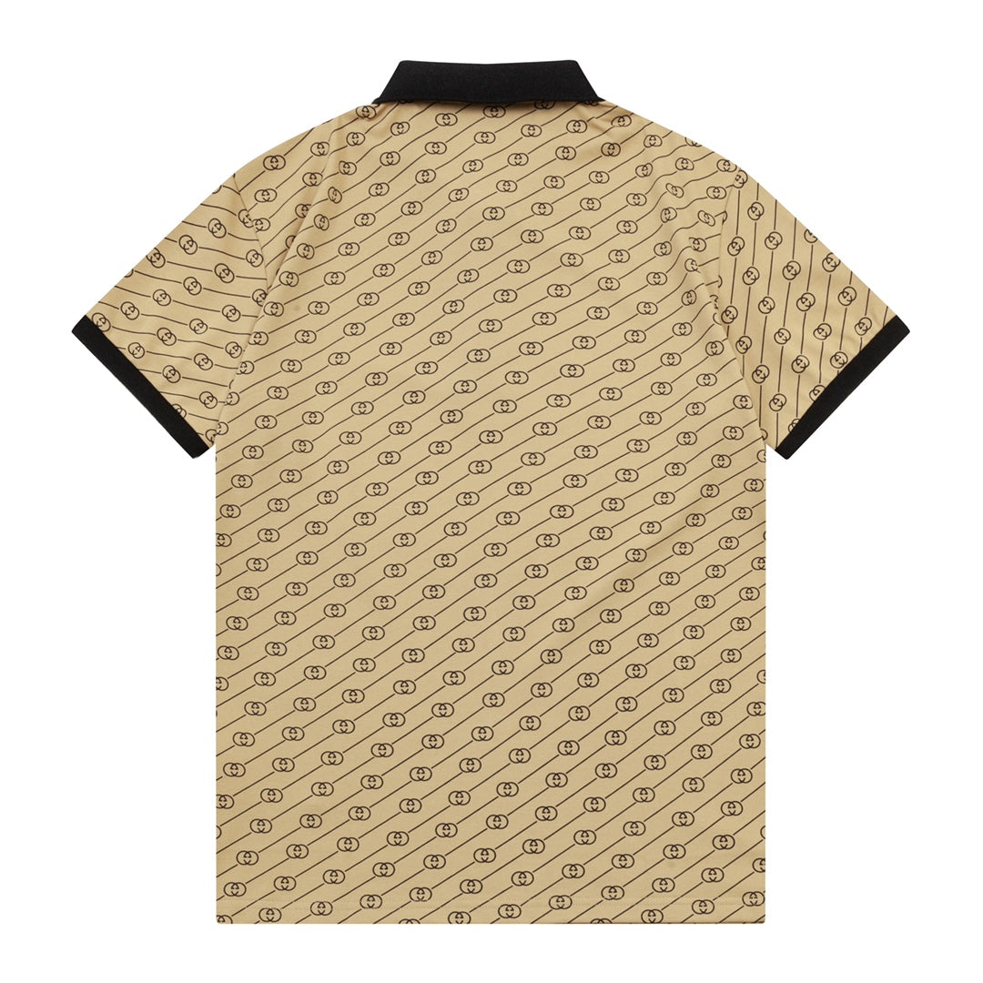 Polo clásico con estampado gráfico